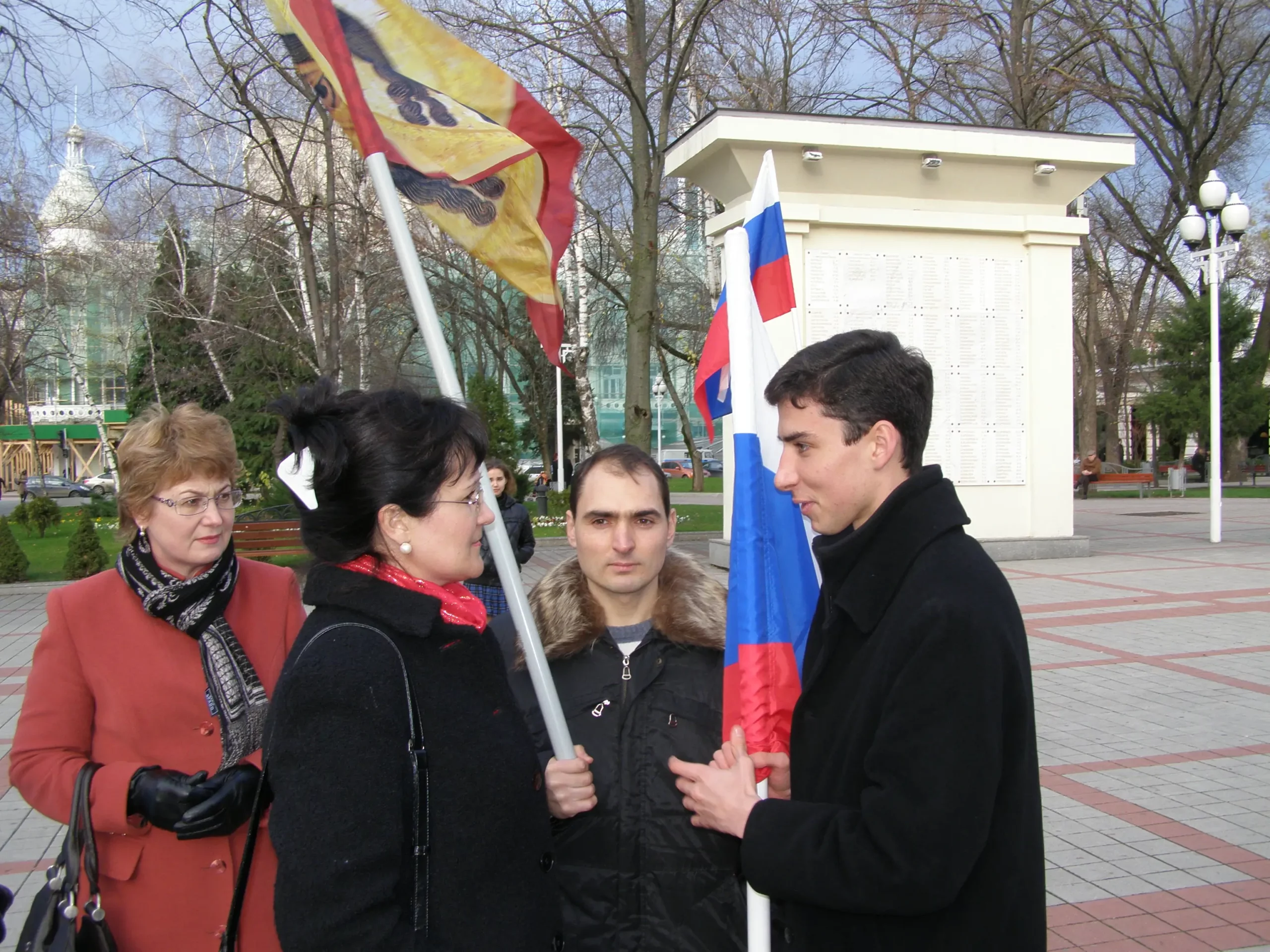 Пикет в честь памяти новомученников и исповедников Российских Пикет в честь памяти новомученников и исповедников Российских